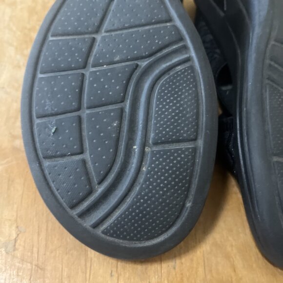 Bzees Desire Sandals Women's 9W Black Comfort Elastic Cross Strap Wedge Slide - Picture 9 of 13